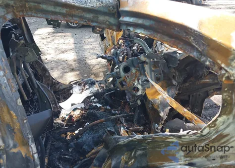 2019 Subaru Crosstrek 2.0I Premium из США, поврежденный, VIN JF2GTAECXK8383319